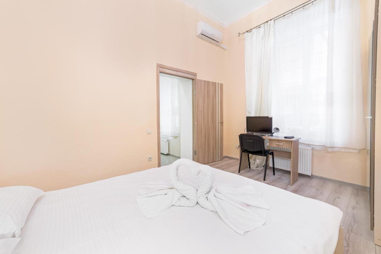 Apartment Near Deribasovskaya Odessa Luaran gambar