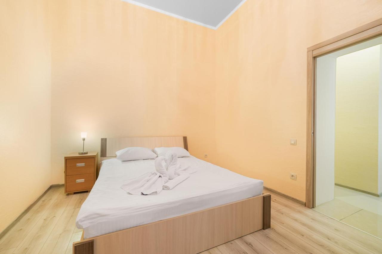 Apartment Near Deribasovskaya Odessa Luaran gambar